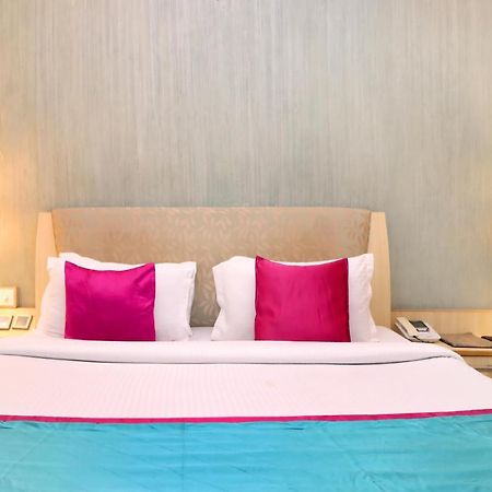 Hotel Rajshree & Spa Chandigarh Bagian luar foto
