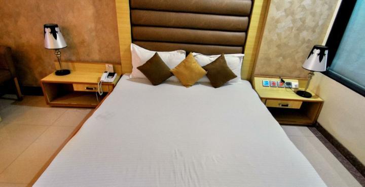 Hotel Rajshree & Spa Chandigarh Bagian luar foto