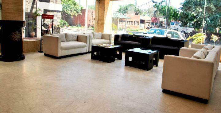 Hotel Rajshree & Spa Chandigarh Bagian luar foto